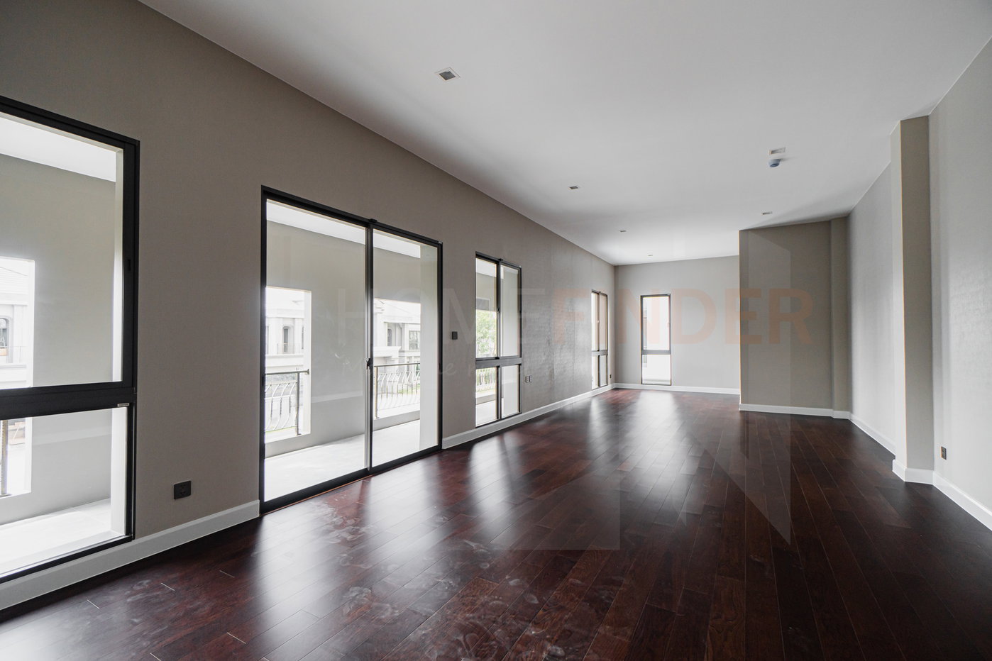 รูป Grand Bangkok Boulevard Suksawat - Rama 3 5 bedrooms, for sale - รูปที่ 5/25