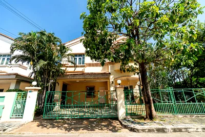 Houses for sale Bang Pu Industrial Estate : Kanlapaphruek Srinakarin 3 bedrooms, for sale
