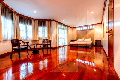 เช่าบ้านเดี่ยว รร.เสนาธิการทหารบก : Royal River Place 4 bedrooms, for rent