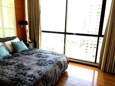 คอนโดให้เช่า : The Address Sukhumvit 28 2 bedrooms, for rent