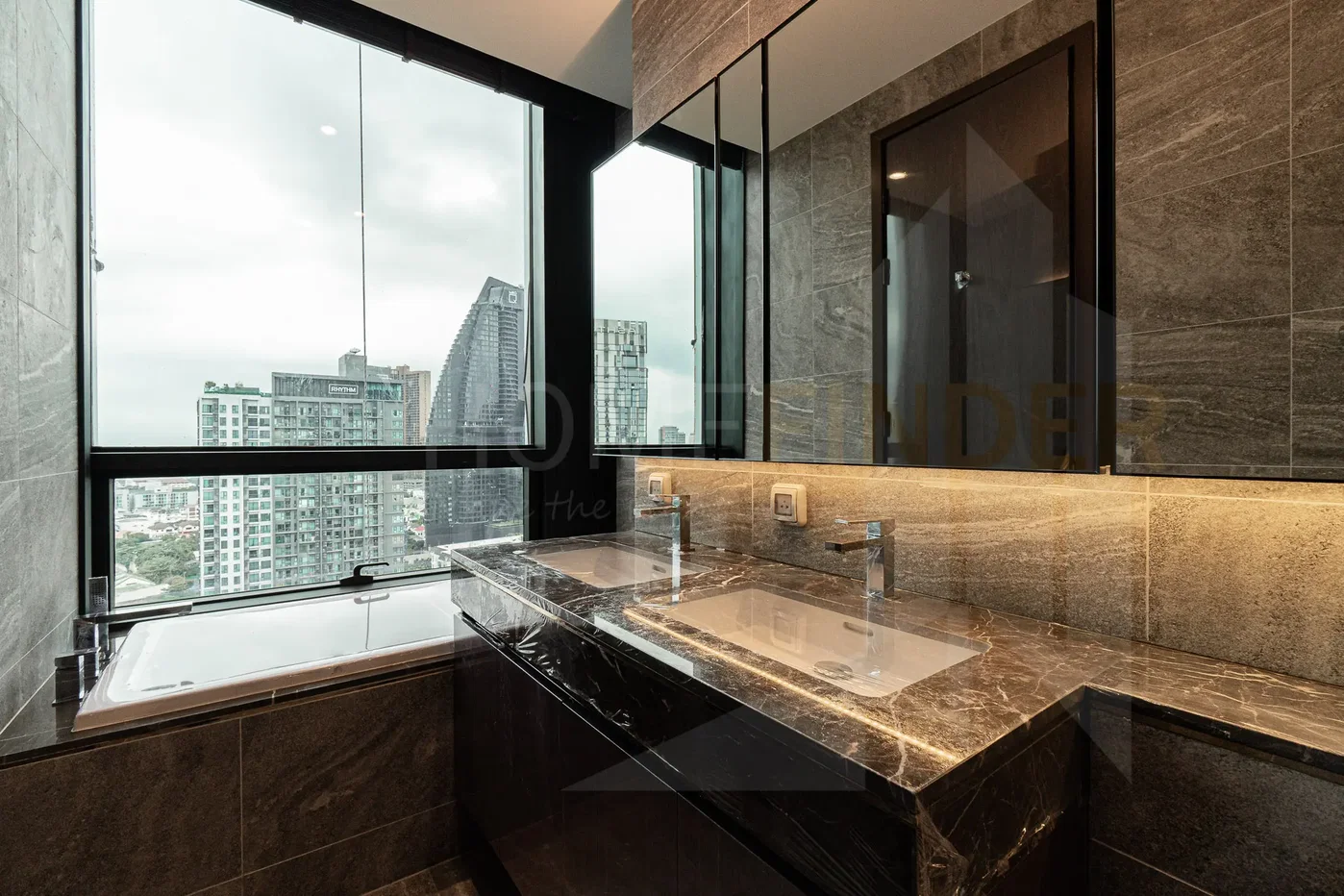 picture The ESSE Asoke 2 bedrooms, for sale - 12/19