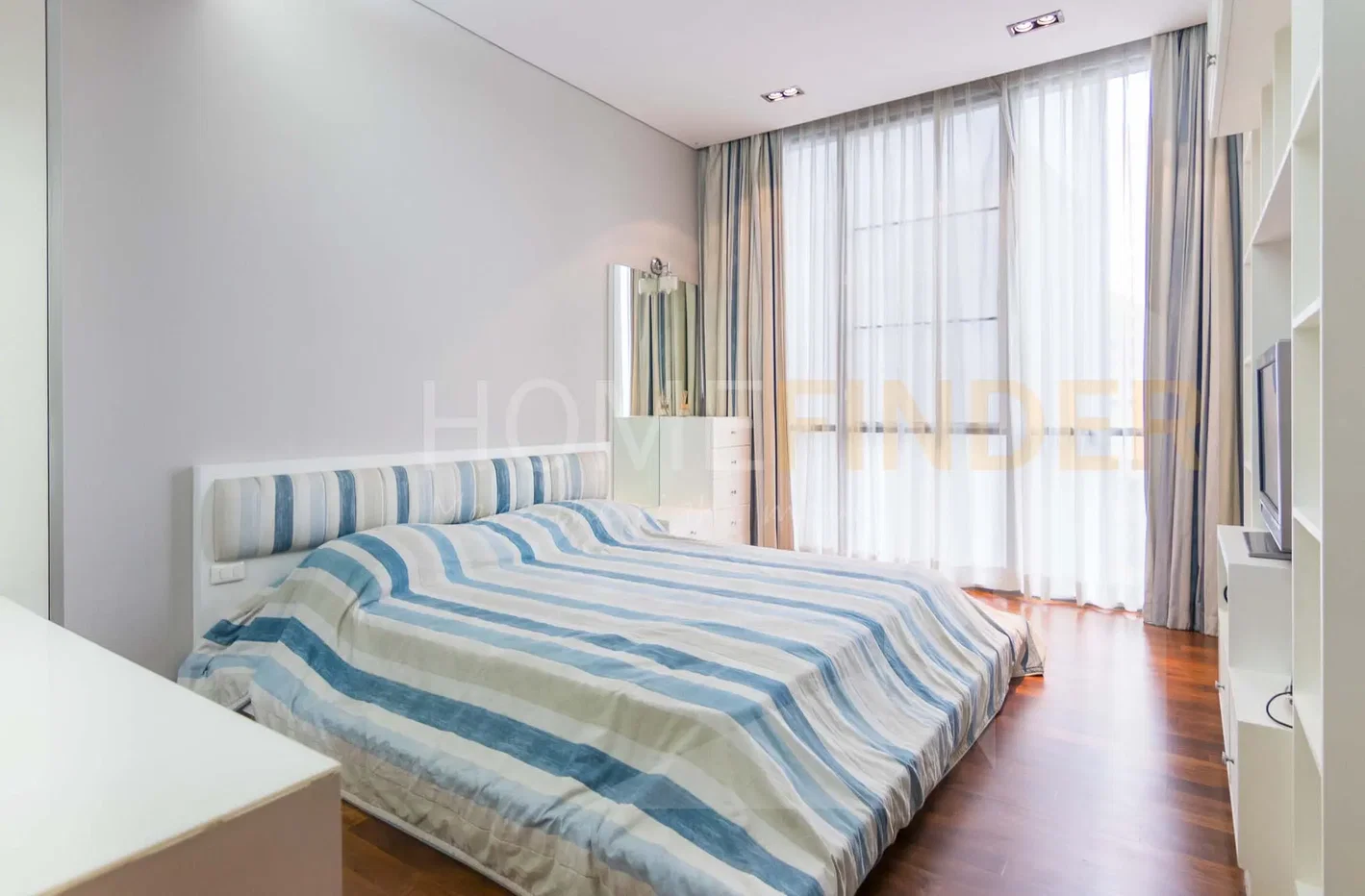 picture Domus 3 bedrooms, for rent - 6/15