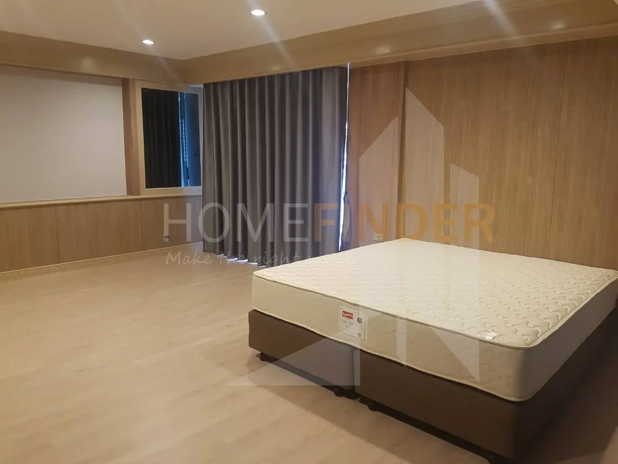 picture Raj Mansion 4 bedrooms, for rent - 2/17