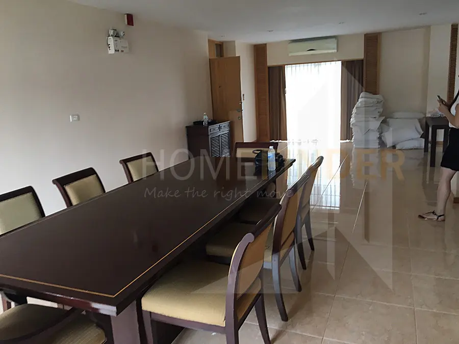 รูป Esmeralda Apartments 3 bedrooms, for rent - รูปที่ 1/11
