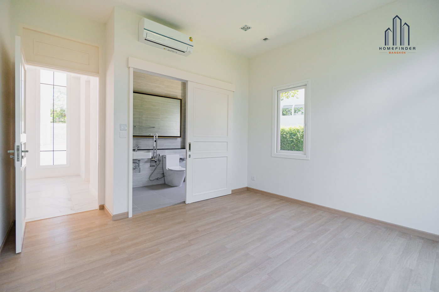 รูป The Grand Riverfront Ratchapruek - Rama 5 4 bedrooms, for sale - รูปที่ 14/35