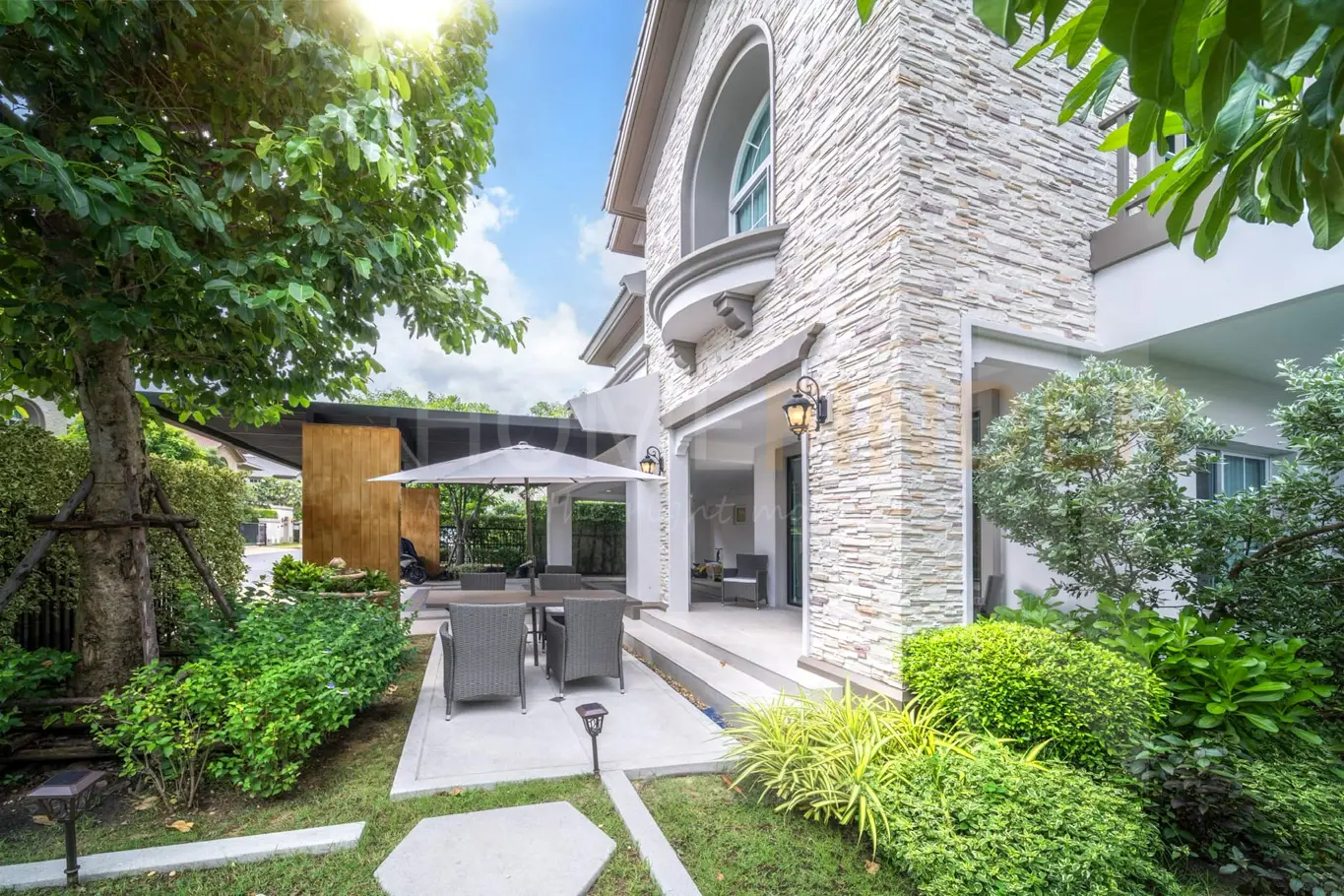 รูป Nantawan Ramintra - Paholyothin 50 4 bedrooms, for rent - รูปที่ 8/9