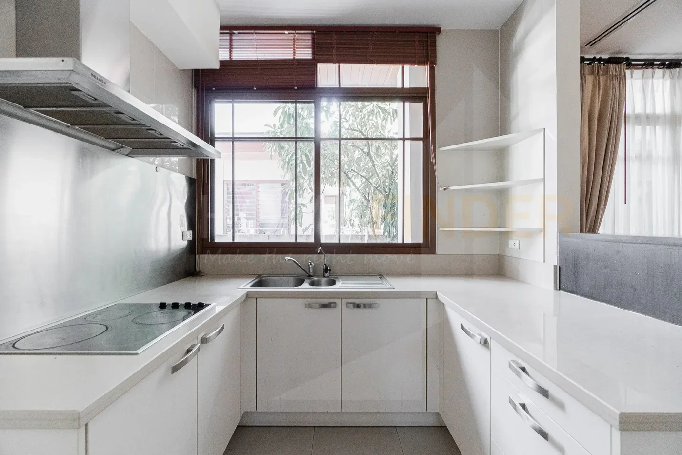 รูป Baan Sansiri Sukhumvit 67 4 bedrooms, for rent - รูปที่ 2/6