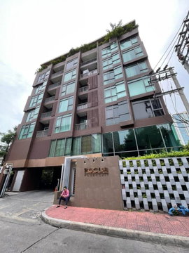 1 ห้องนอน | 1 ห้องน้ำ | BTS Thipphawan | 32 ตร.ม. | 23,000 บาท/เดือน | ชั้น 5 — Focus Ploenchit กรุงเทพฯ
