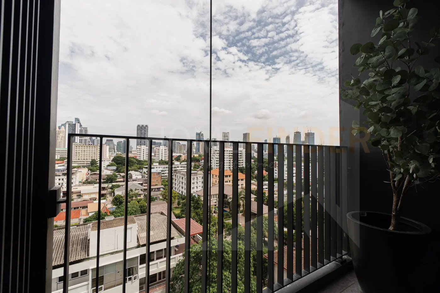 picture The Issara Sathorn 2 bedrooms, for sale - 9/10