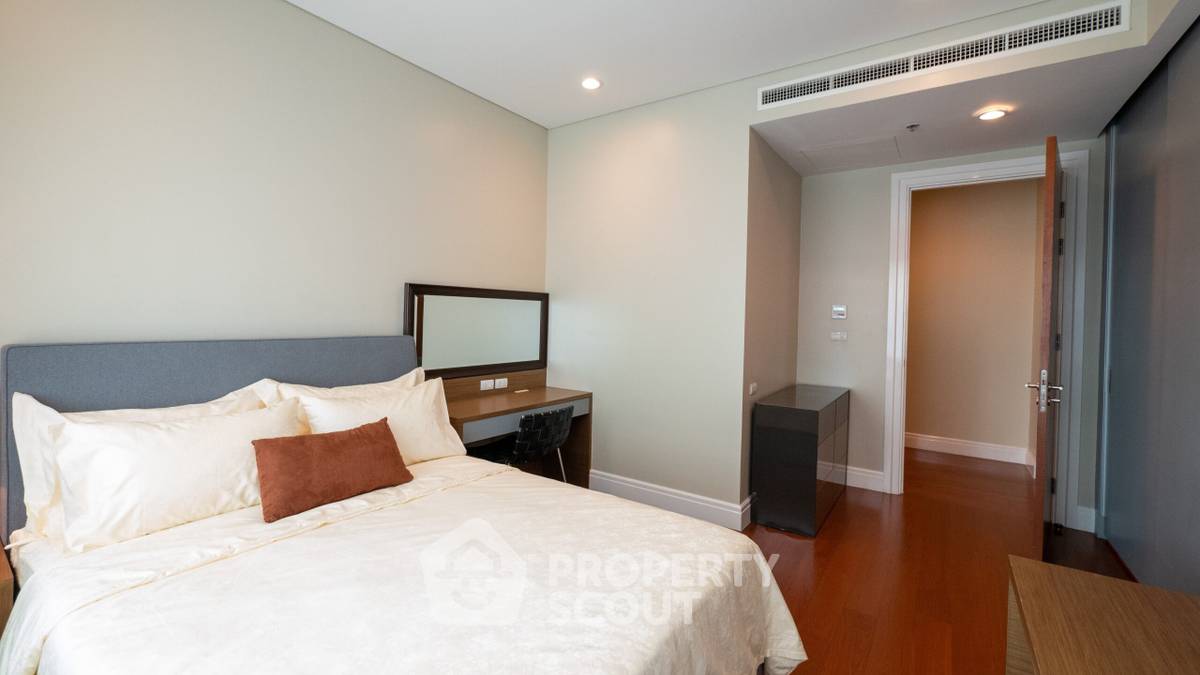 รูป คอนโด 3-ห้องนอน ที่ ไบร์ท สุขุมวิท 24 คอนโดมิเนียม ใกล้ BTS พร้อมพงษ์ (ID 515311) - รูปที่ 16/17