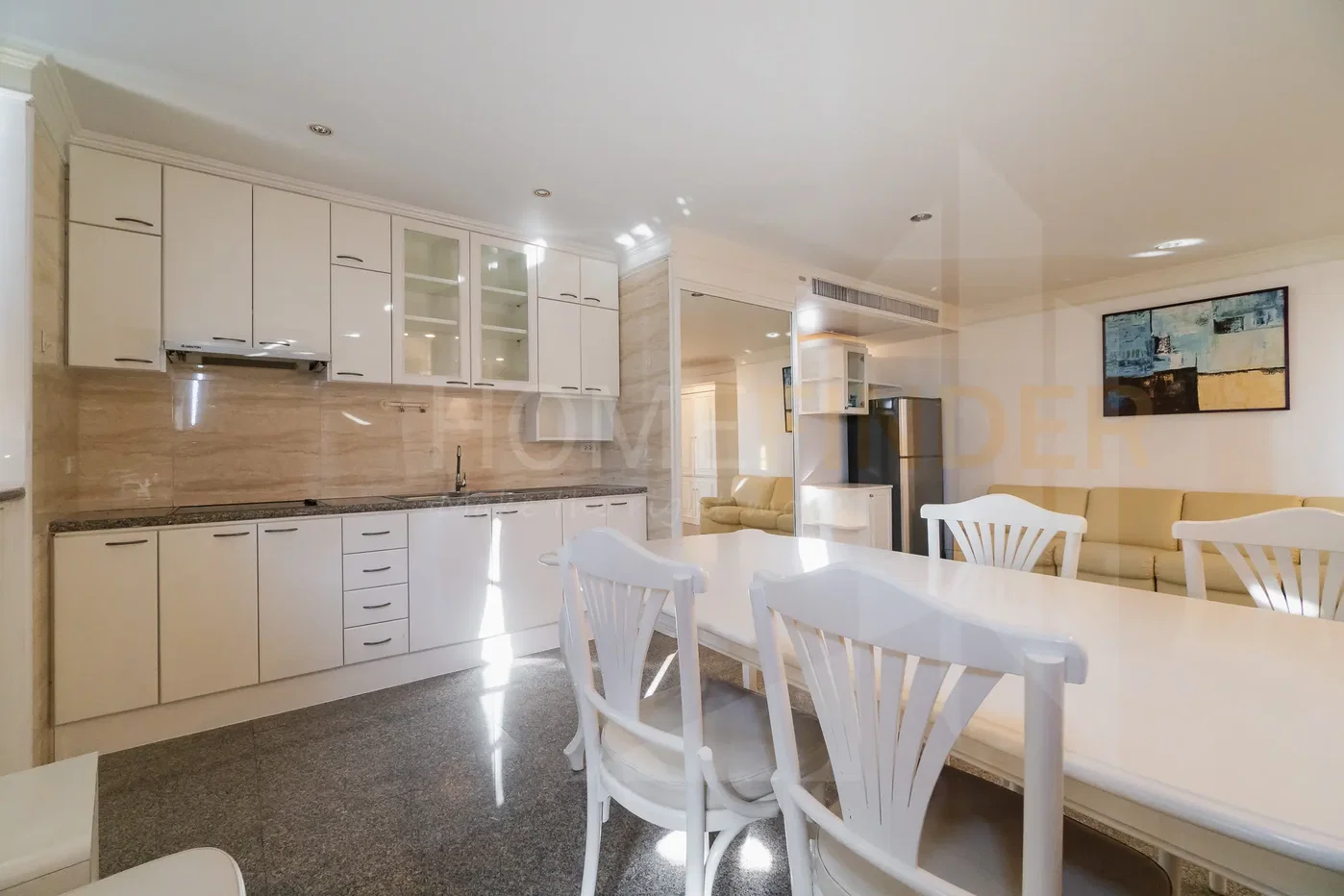 picture Lake Avenue 2 bedrooms, for rent - 14/20