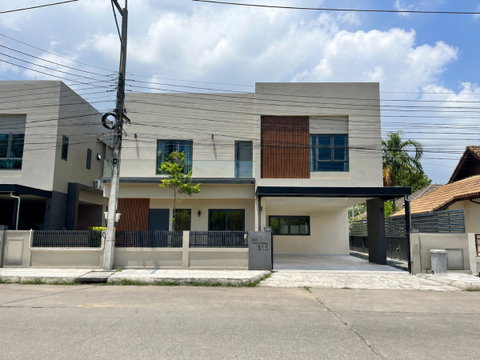 บ้านเดี่ยวสไตล์โมเดิร์นให้เช่า ใกล้ SBS International School & Kad Farang | หางดง เชียงใหม่
