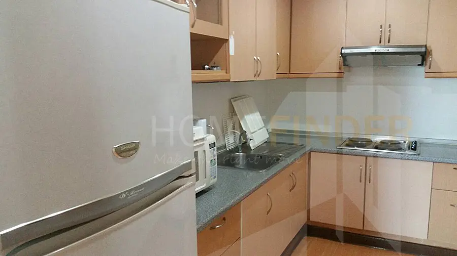 picture Royal Castle 3 bedrooms, for rent - 8/12