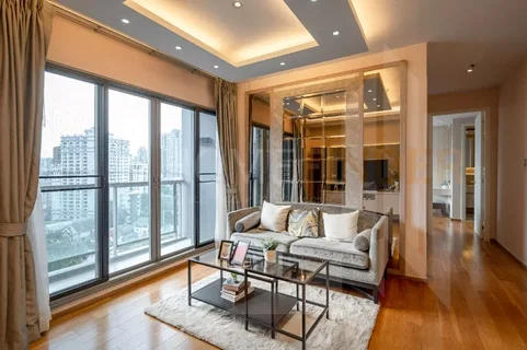 H Sukhumvit 43 2 bedrooms, for sale
