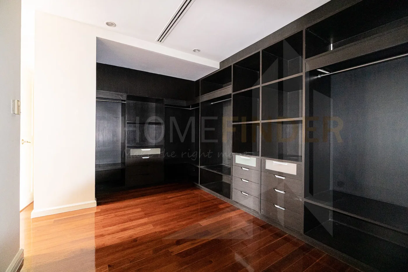 รูป Baan Sansiri Sukhumvit 67 - 4 bedroom House with swimming pool in Sukhumvit, Bangkok 4 bedrooms, for sale - รูปที่ 12/16