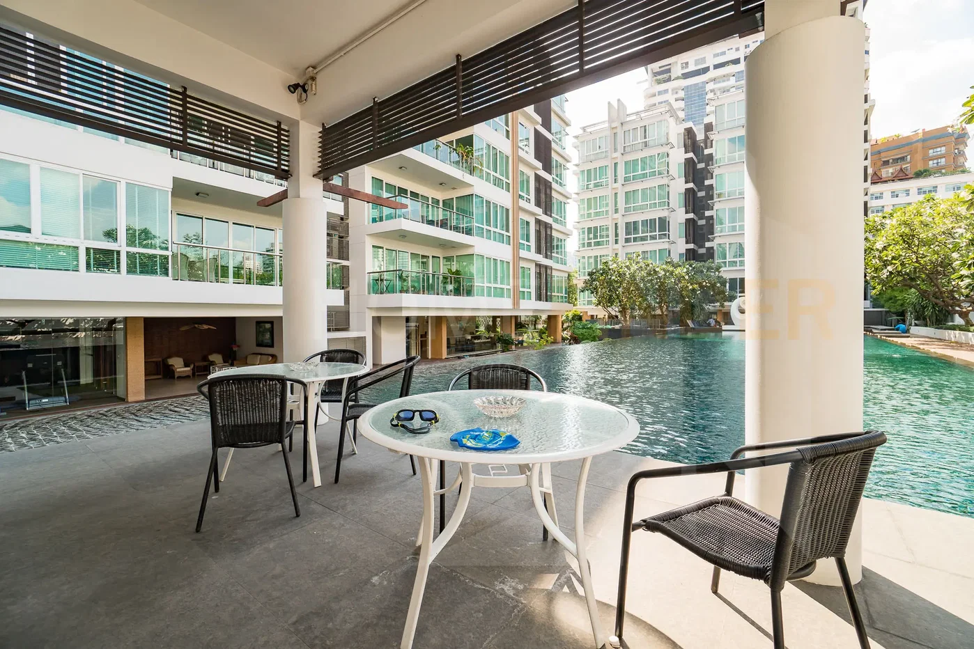 รูป Belgravia Residences 4 bedrooms, for rent - รูปที่ 43/45