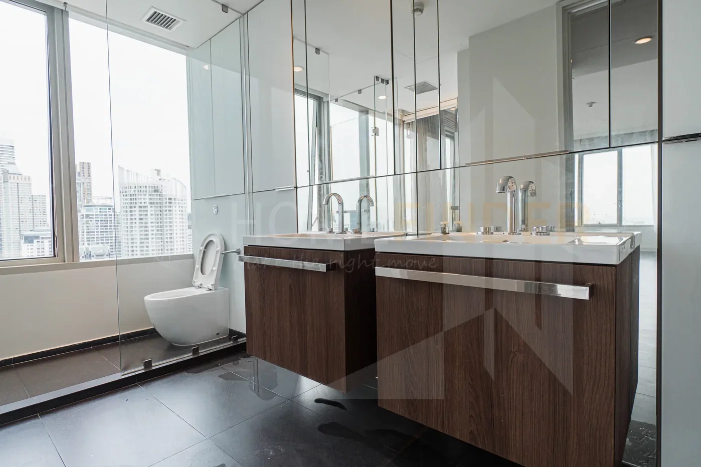 picture 185 Rajadamri 4 bedrooms, for sale - 9/12