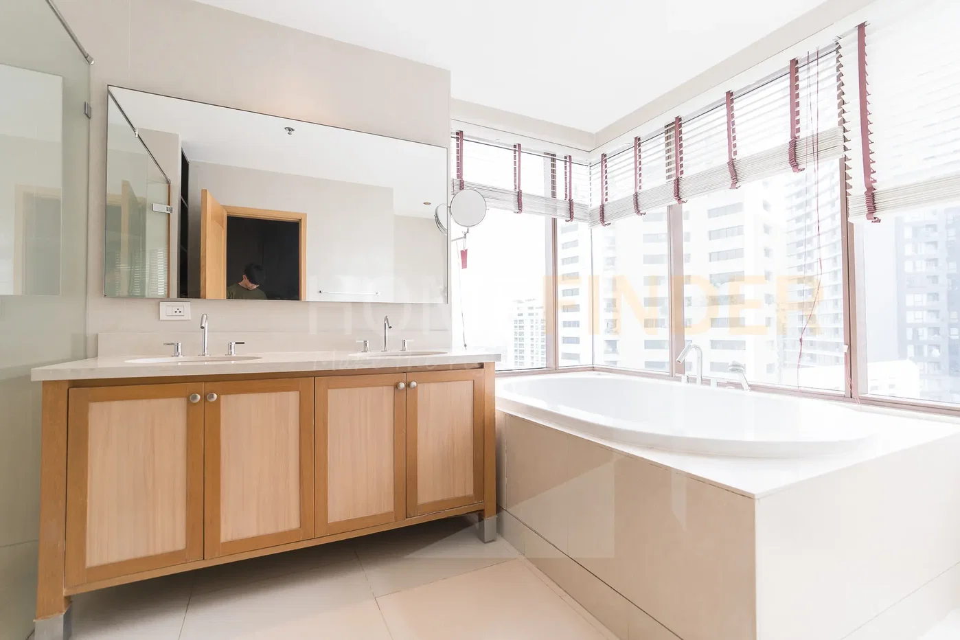 picture The Emporio Place || ดิ เอ็มโพริโอ เพลส 3 bedrooms, for rent - 14/31