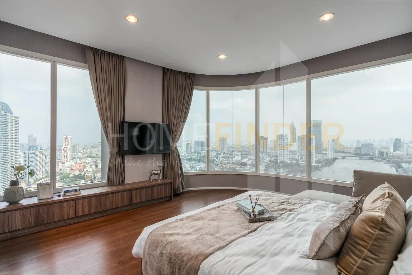 picture Menam Residences 3 bedrooms, for rent - 3/13