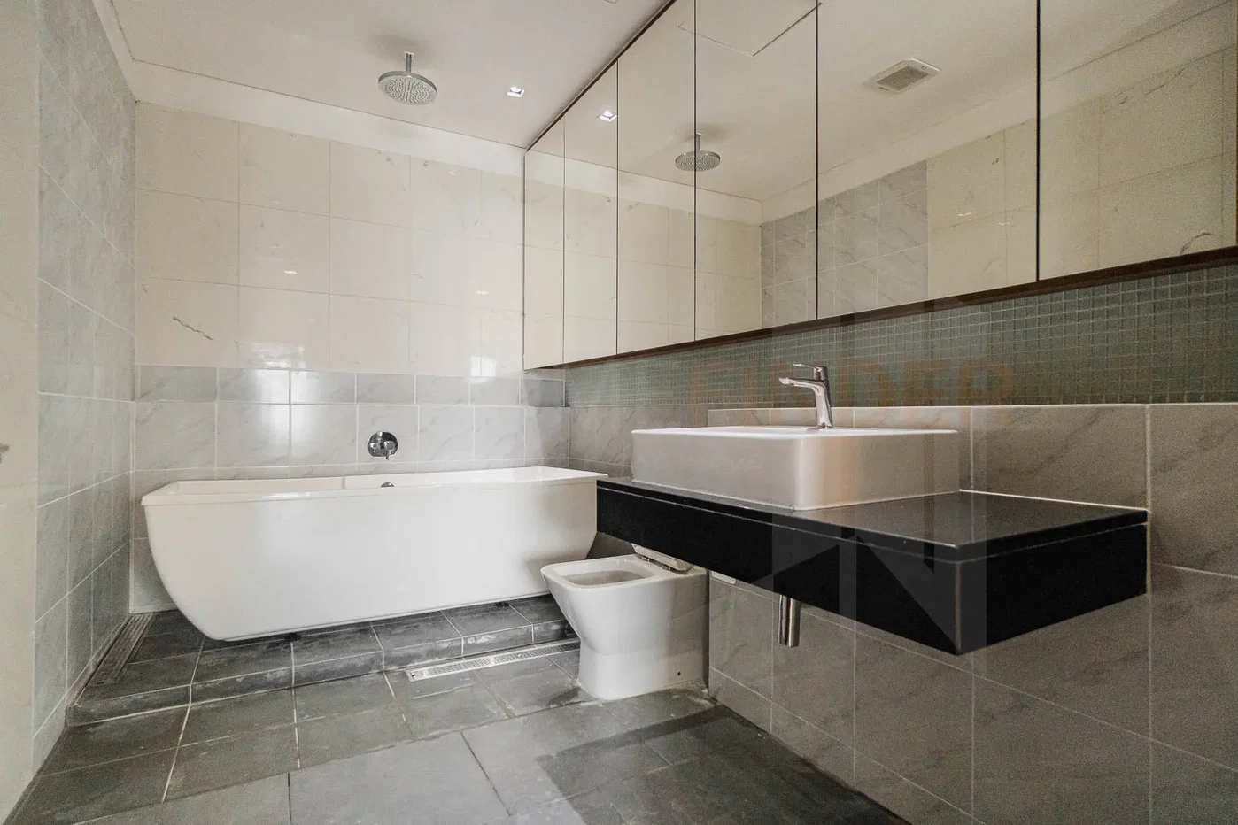picture The Lakes 2 bedrooms, for rent - 8/14