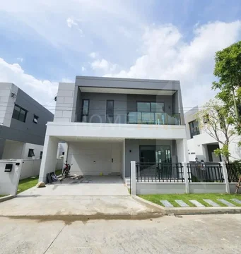 Centro Bangna (New Project) 4 bedrooms, for rent