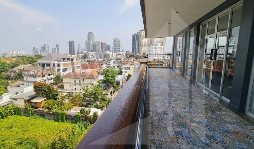 picture Penthouse Condominium 3 3 bedrooms, for rent - 8/8