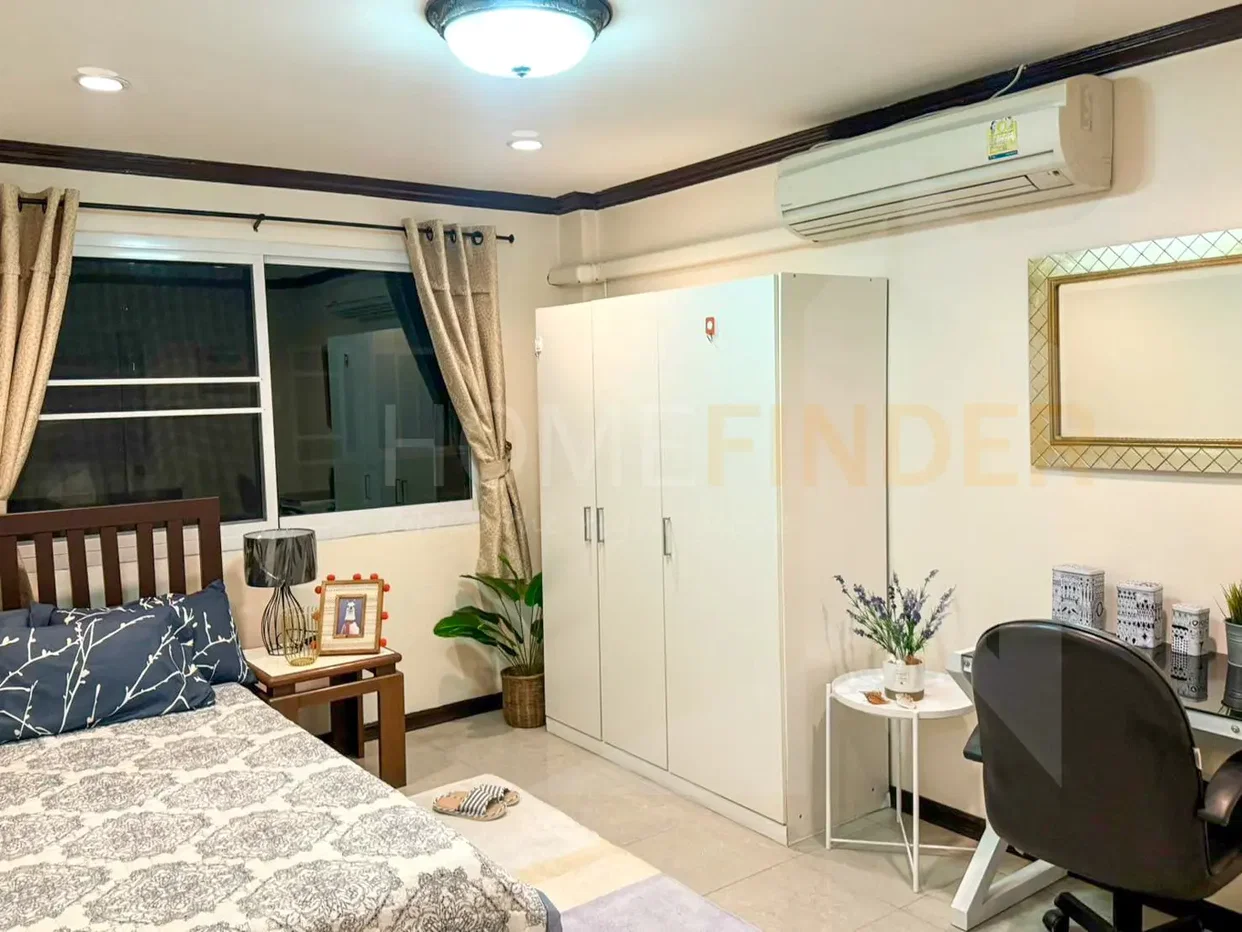 picture Baan Royal Nakarin Villa 5 bedrooms, for rent - 6/10