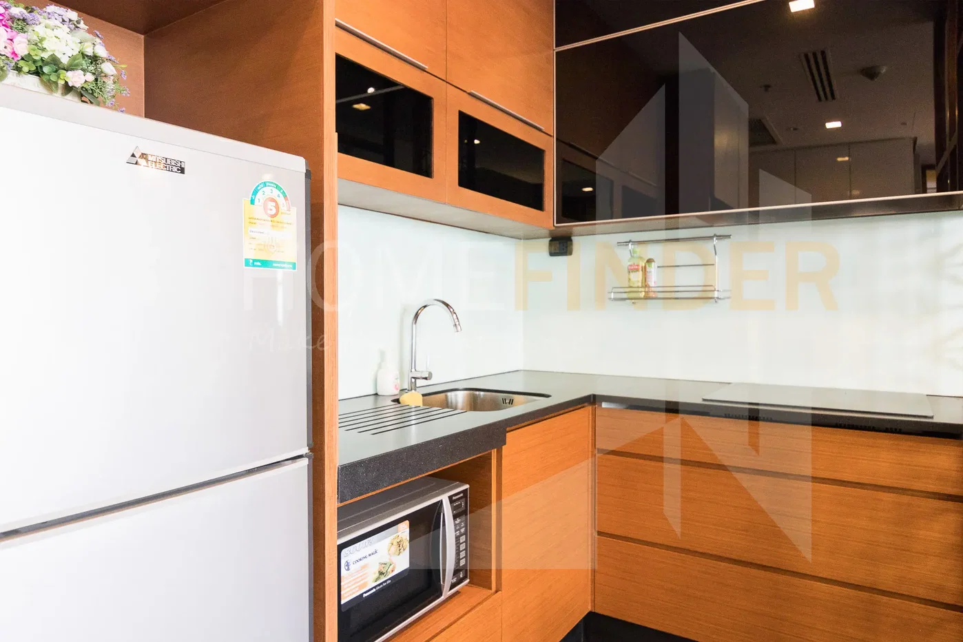picture Ashton Morph 38 2 bedrooms, for rent - 5/10