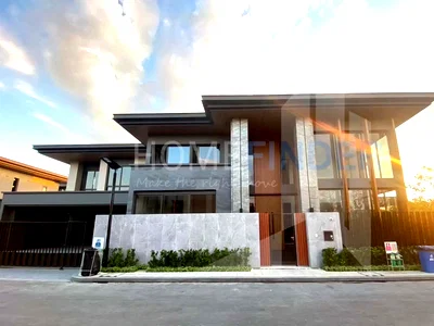 Houses for sale Suan Luang : Siranainn Residences 5 bedrooms, for sale