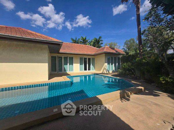 Houses for sale : 4-BR Villa 246 Sqm At Whispering Palms Pattaya For Sale (ID 3256101)