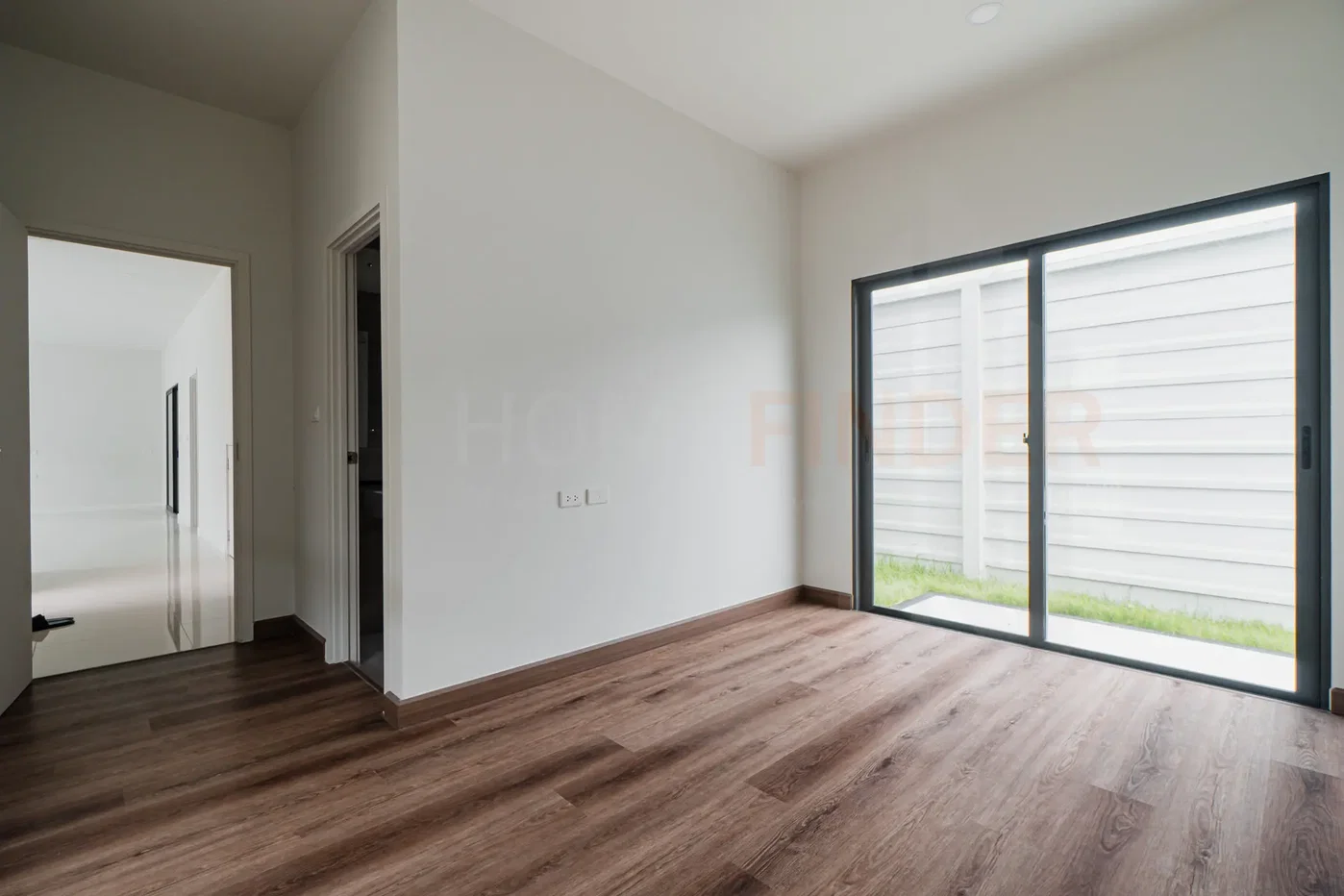 รูป Grand Britania Krungthepkreetha 4 bedrooms, for sale - รูปที่ 12/29
