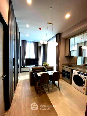 Condos for rent : 2-BR Condo at The Crest Park Residences near MRT Phahon Yothin (ID 1907433)
