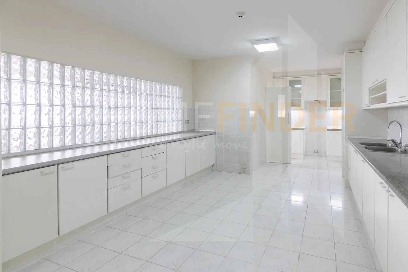 รูป Baan Yen Akard Condominium 4 bedrooms, for rent - รูปที่ 13/17