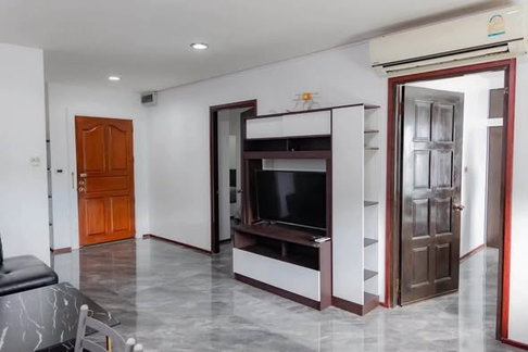 2Bed | 2Bath | BTS On Nut | 59sqm | THB 18,500/mo | Fl.6 — S Condo Sukhumvit 50 Bangkok