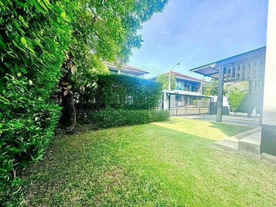 รูป ให้เช่าบ้านเดี่ยว 2 ชั้น หมู่บ้านเศรษฐสิริ กรุงเทพกรีฑาตัดใหม่ / บ้านสวย เฟอร์นิเจอร์ครบ Fully Furnished แอร์ทั้งหลัง อยู่อาศัย ไม่อนุญาตสัตว์เลี้ยง - รูปที่ 16/16