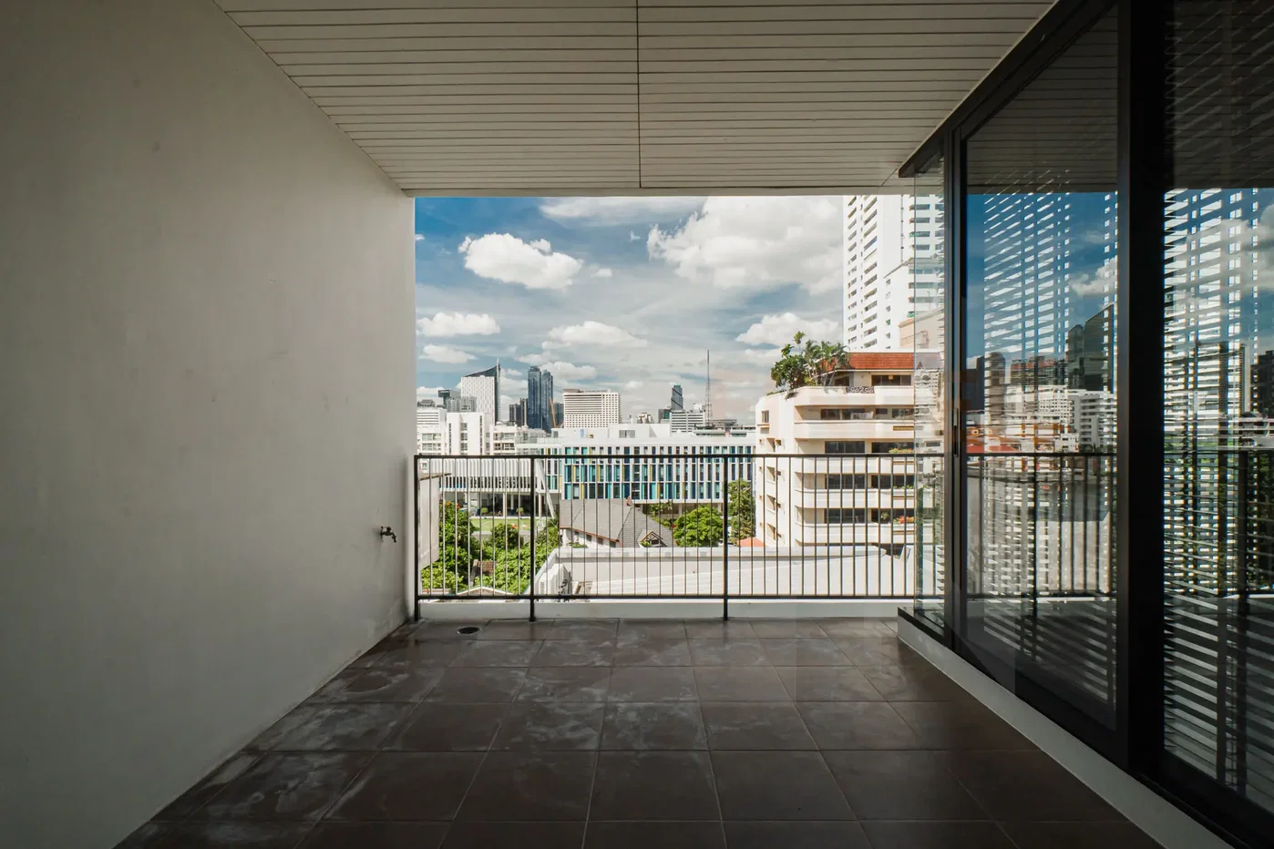 รูป Raveevan Suites 4 bedrooms, for rent - รูปที่ 10/10