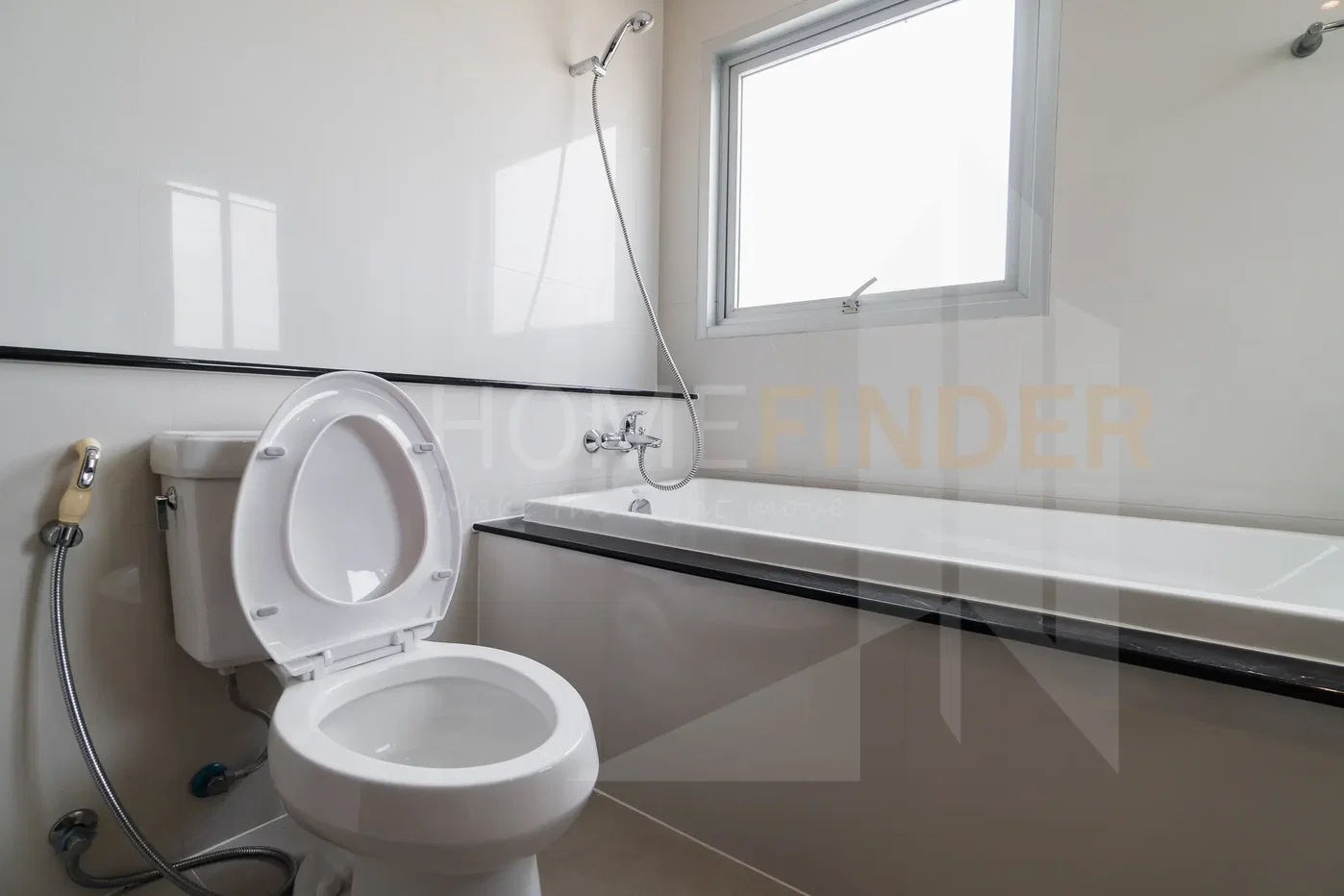 picture P.W.T. Mansion 2 bedrooms, for rent - 10/18