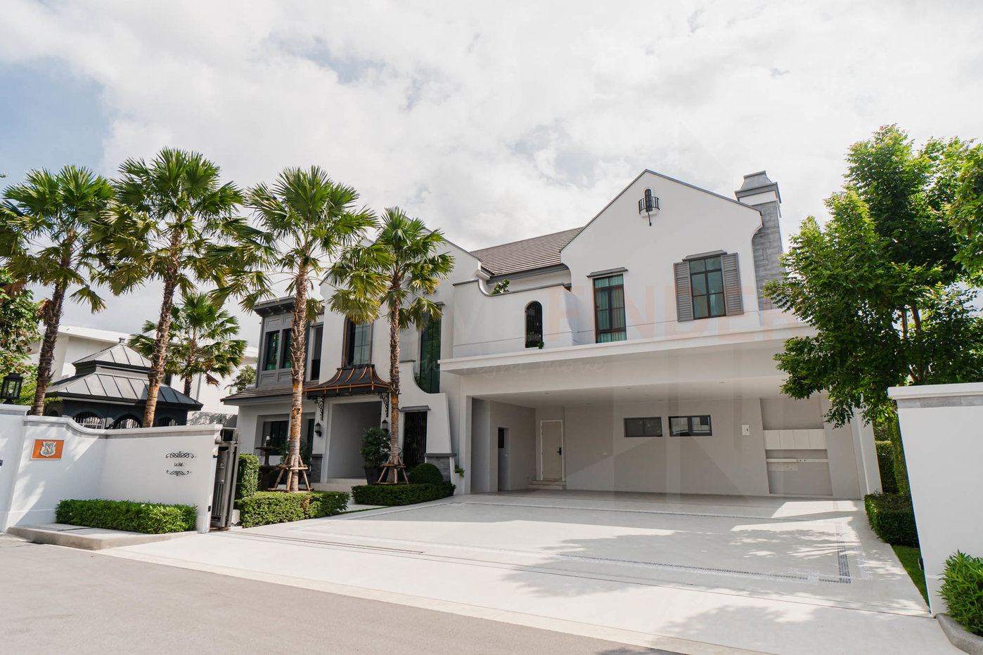 รูป Nantawan Bangna km.15 5 bedrooms, for sale - รูปที่ 1/22