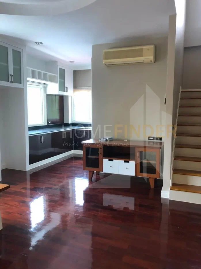 รูป Town Home (Nang Lin Gee Road) 3 bedrooms, for rent - รูปที่ 10/11