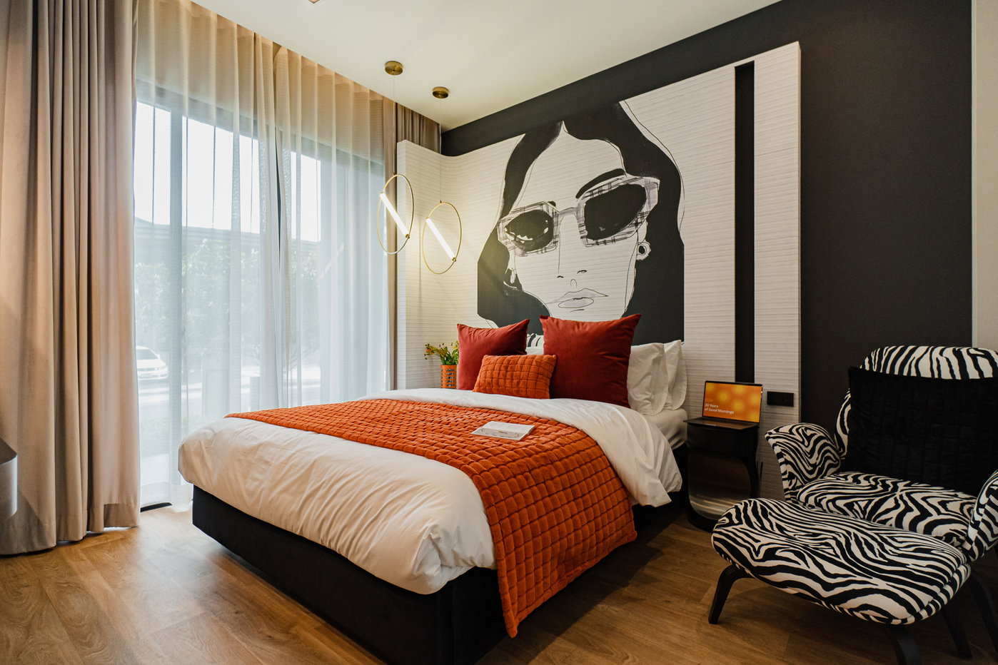 picture Bangkok Boulevard Signature Pinklao - Borom 4 bedrooms, for sale - 1/19
