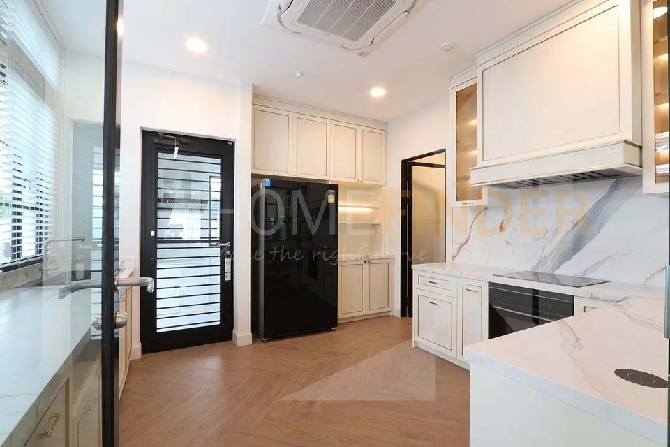 รูป NANTAWAN RAMA 9 New Krungthepkreetha 4 bedrooms, for rent - รูปที่ 4/10