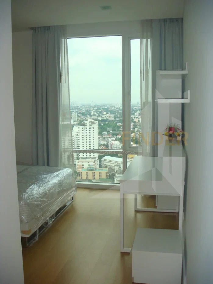 picture Fullerton 3 bedrooms, for rent - 5/6