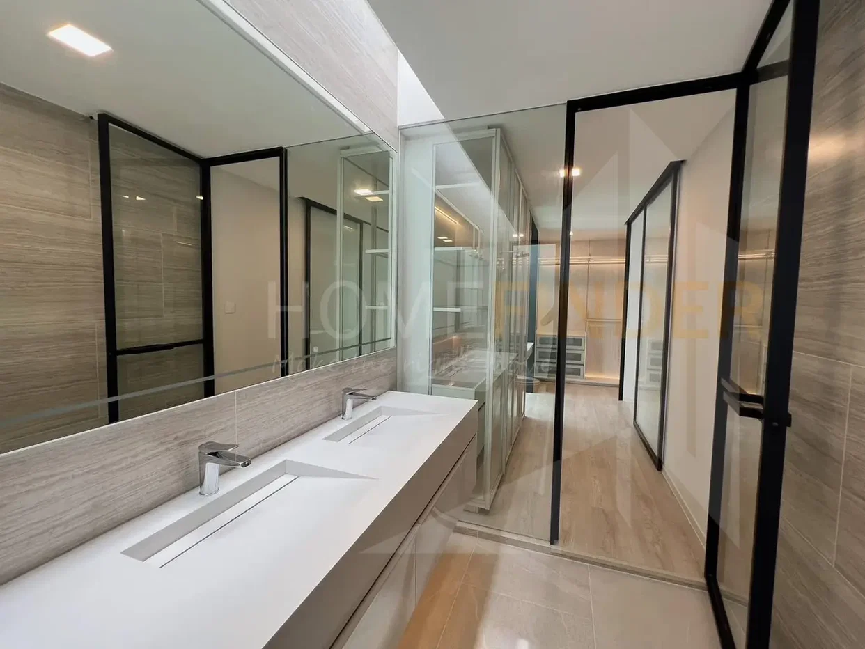รูป VIVE Krungthepkreetha 4 bedrooms, for rent - รูปที่ 14/17