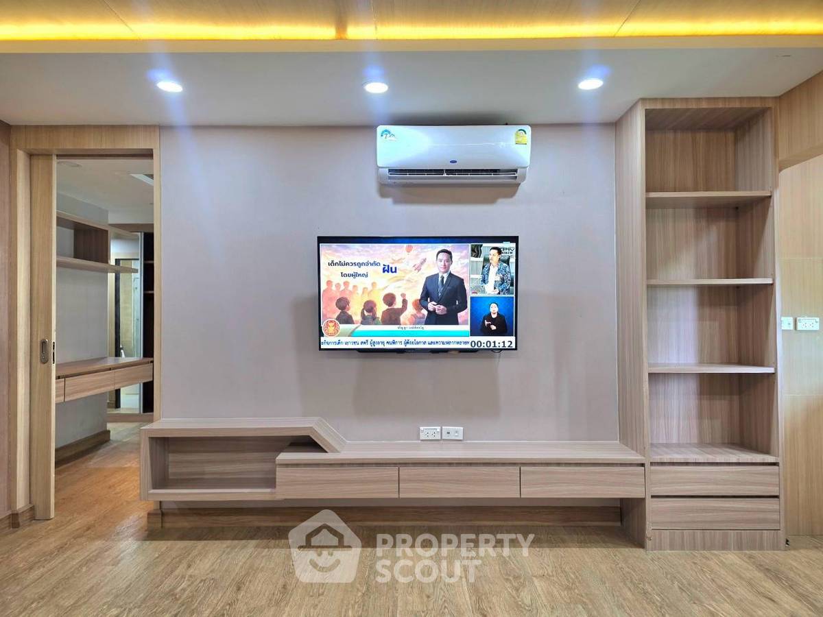 รูป คอนโด 1-ห้องนอน ที่ เอส ฟิฟตี้ คอนโดมิเนียม ใกล้ พัทยาใต้ (ID 3257623) - รูปที่ 9/16
