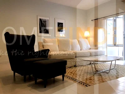 เช่าทาวน์โฮม สวนเบญจสิริ : Townhouse Sukhumvit 61 3 bedrooms, for rent