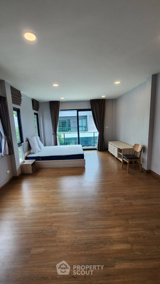 รูป บ้านเดี่ยว 4 ห้องนอน 190 ตร.ม. ให้เช่า Centro Bangna (ID 3257133) - รูปที่ 6/15