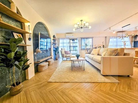 Saranjai Mansion 3 bedrooms, for rent