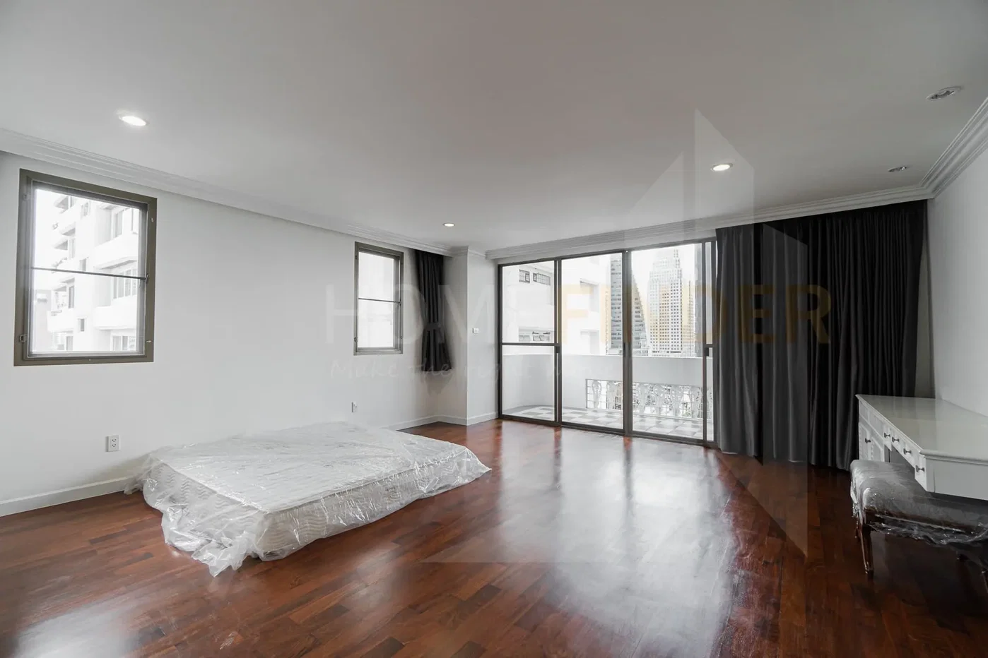 picture Govind Tower 3 bedrooms, for rent - 4/9