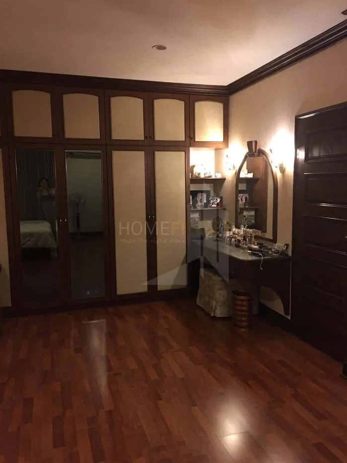รูป Lakeside Villa 1 - Large house in Bang Na with swimming pool 4 bedrooms, for rent - รูปที่ 9/16