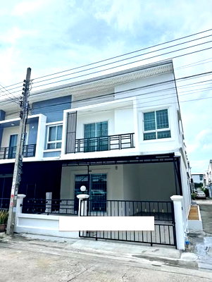 Townhouses for sale Suwannaphum International Airport : 🔥 FOR SALE – 2-Story Townhouse at Suanluang Ville 6